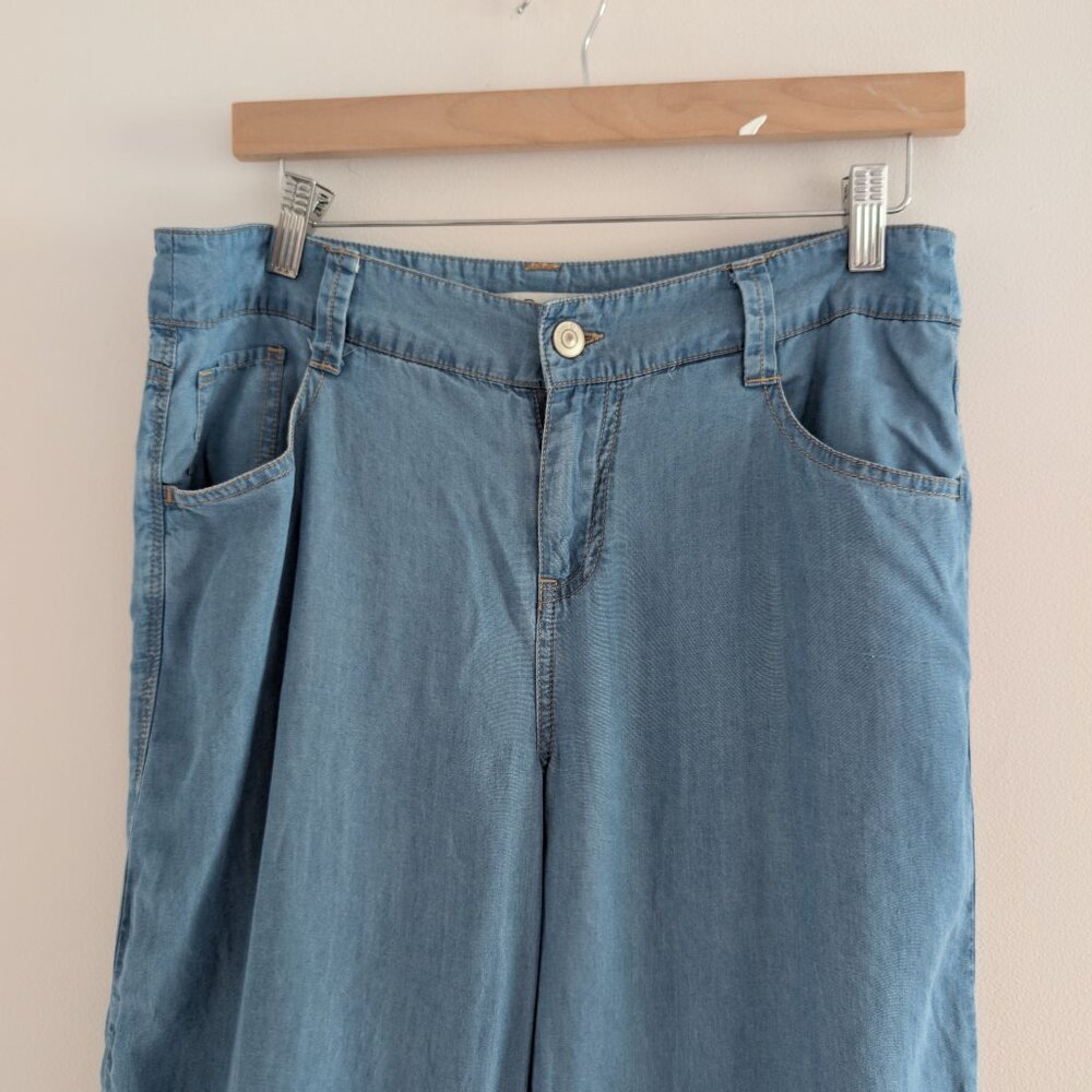 3/$30 Dex chambray wide leg pants - Picture 3 of 8